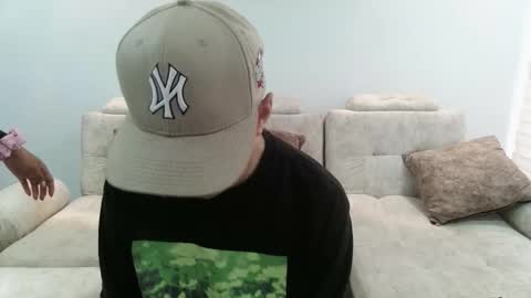 MIA AND EROS online show from 09.29.25