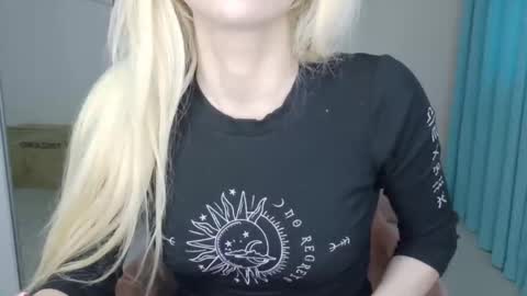 mia_angel online show from 05.12.26