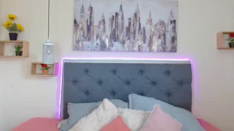 Snapshot of mia_ayra chatting on 11.16.25 M I A A Y R A online show from 11.16.25