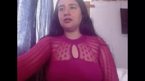mia_beautiful1 online show from 04.23.26