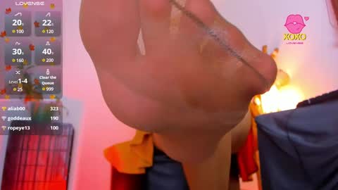 Snapshot of mia_beautyxx chatting on 01.03.25 Mia online show from 01.03.25