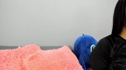 Snapshot of mia_belmonte chatting on 07.16.26 mia_belmonte online show from 07.16.26