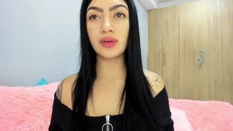 Snapshot of mia_belmonte chatting on 07.30.26 mia_belmonte online show from 07.30.26