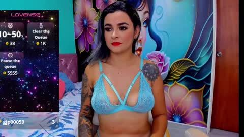 Mia online show from 12.18.24