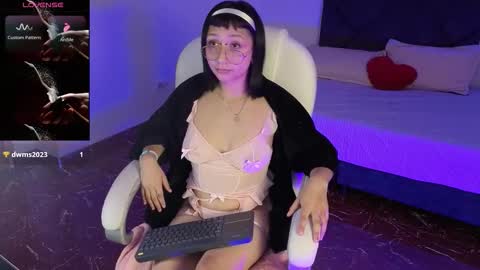 mia online show from 02.09.26