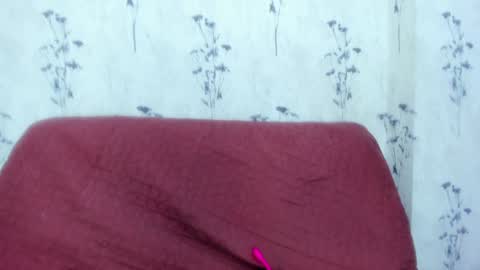 Snapshot of mia_candy_0 chatting on 01.28.25 Mia online show from 01.28.25