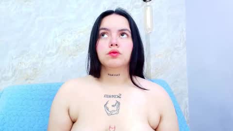 Snapshot of mia_candy_0 chatting on 10.09.25 Mia online show from 10.09.25