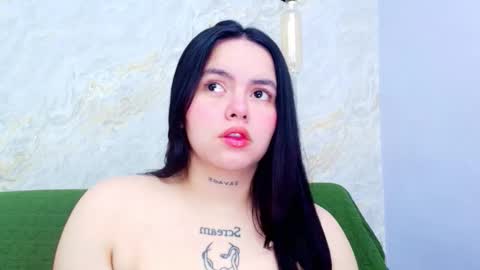 Snapshot of mia_candy_0 chatting on 10.10.25 Mia online show from 10.10.25