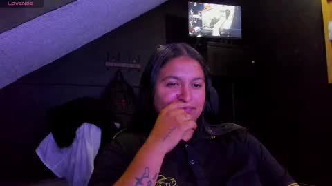 Mia daniela  online show from 10.13.25