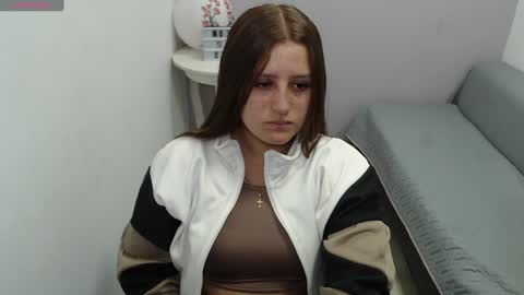 Mia online show from 01.27.25