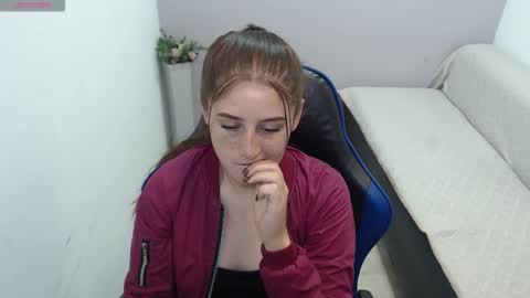 Mia online show from 11.07.25