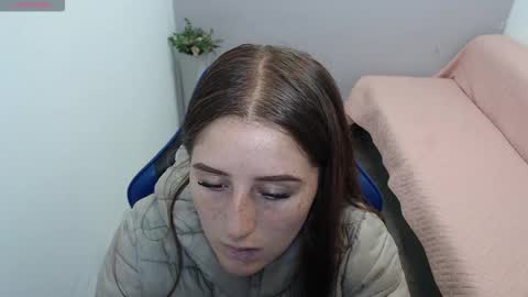 Mia online show from 02.12.26