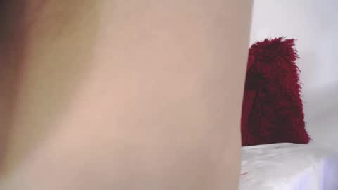 Snapshot of mia_downson chatting on 12.09.24 Mia online show from 12.09.24