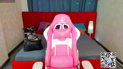 mia_e1fie online show from 02.08.26