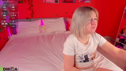 Mia online show from 04.24.26