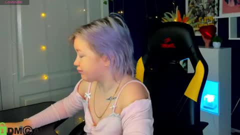 Mia online show from 05.21.26