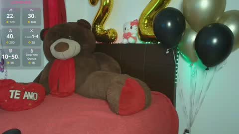 mia_fernand online show from 04.14.26