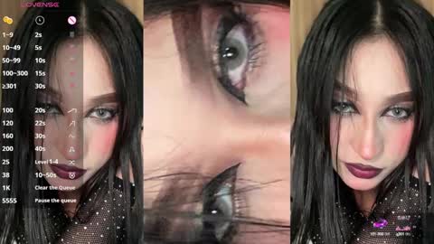 Snapshot of mia_fowler7 chatting on 09.09.25 MIA online show from 09.09.25