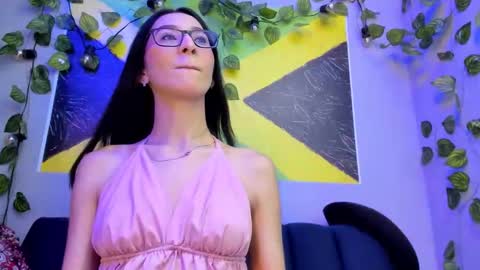 Snapshot of mia_fowler7 chatting on 10.07.25 MIA online show from 10.07.25