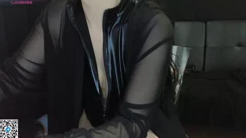 Golden ones online show from 11.25.25