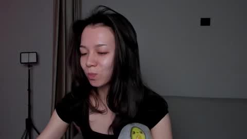 Mia online show from 02.20.26