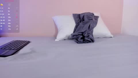  I am Mia  online show from 02.04.26