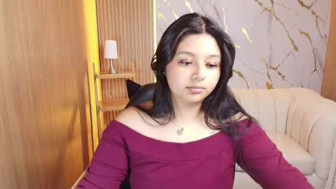 Mia online show from 09.30.25