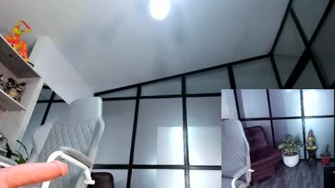 Mia.... Nice to meet you  thumb up me please its important online show from 02.15.25