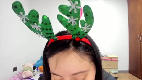 Snapshot of mia_kanee chatting on 12.07.24 mia kaneee online show from 12.07.24