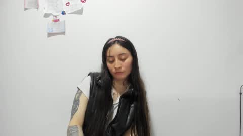 Snapshot of mia_kanee chatting on 02.21.25 mia kaneee online show from 02.21.25