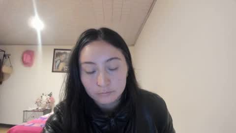 Snapshot of mia_kanee chatting on 09.18.25 mia kaneee online show from 09.18.25