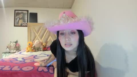 Snapshot of mia_kanee chatting on 10.21.25 mia kaneee online show from 10.21.25