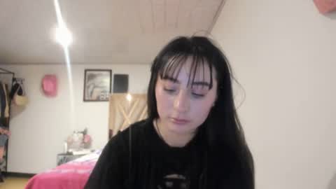 Snapshot of mia_kanee chatting on 10.26.25 mia kaneee online show from 10.26.25