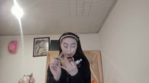 Snapshot of mia_kanee chatting on 10.30.25 mia kaneee online show from 10.30.25