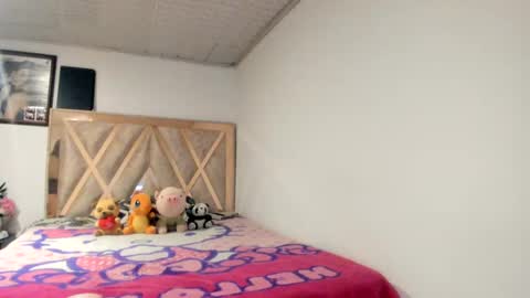 Snapshot of mia_kanee chatting on 11.22.25 mia kaneee online show from 11.22.25