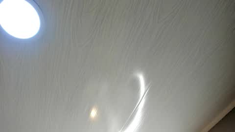 Mia online show from 11.20.25