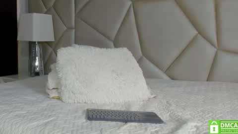 mia_kleim1 online show from 02.03.26