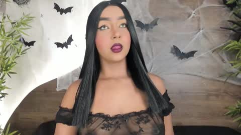 mia_lacy online show from 11.05.25