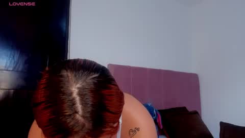 mia_lauryn online show from 04.19.26