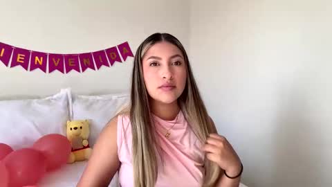 Snapshot of mia_lehn chatting on 01.18.26 MIA online show from 01.18.26