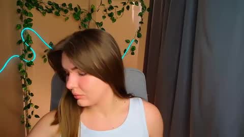 mia_lemm online show from 04.17.26