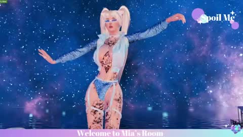 Snapshot of mia_lilah chatting on 04.21.26 Mia online show from 04.21.26