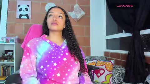 mia_lovea online show from 03.01.26