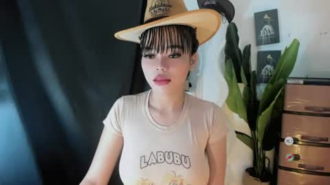 Snapshot of mia_lover9 chatting on 07.01.26 M I A online show from 07.01.26