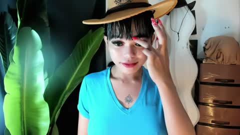 Snapshot of mia_lover9 chatting on 07.09.26 M I A online show from 07.09.26