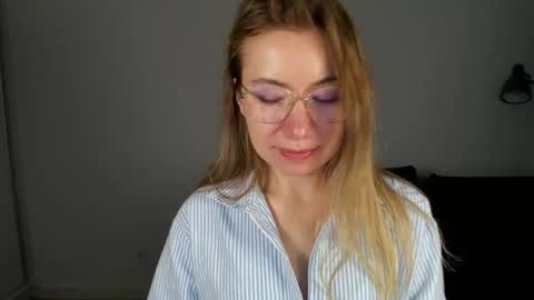 Mia online show from 01.09.26