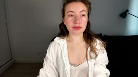 Mia online show from 02.16.26