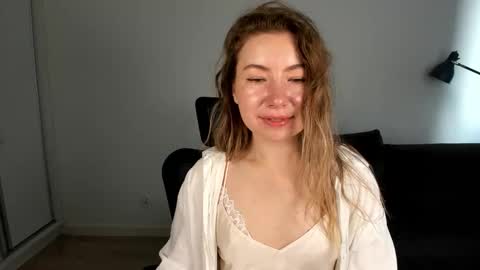 Mia online show from 02.27.26