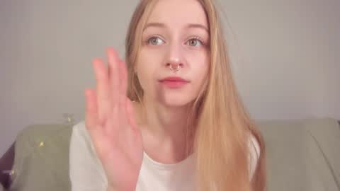 Mia here Appreciate your support online show from 04.09.26