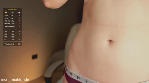 Snapshot of mia_milagros chatting on 12.11.24 mia_milagros online show from 12.11.24